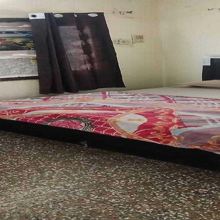 Hotel O G Hotel Happy Home Alīgarh Esterno foto