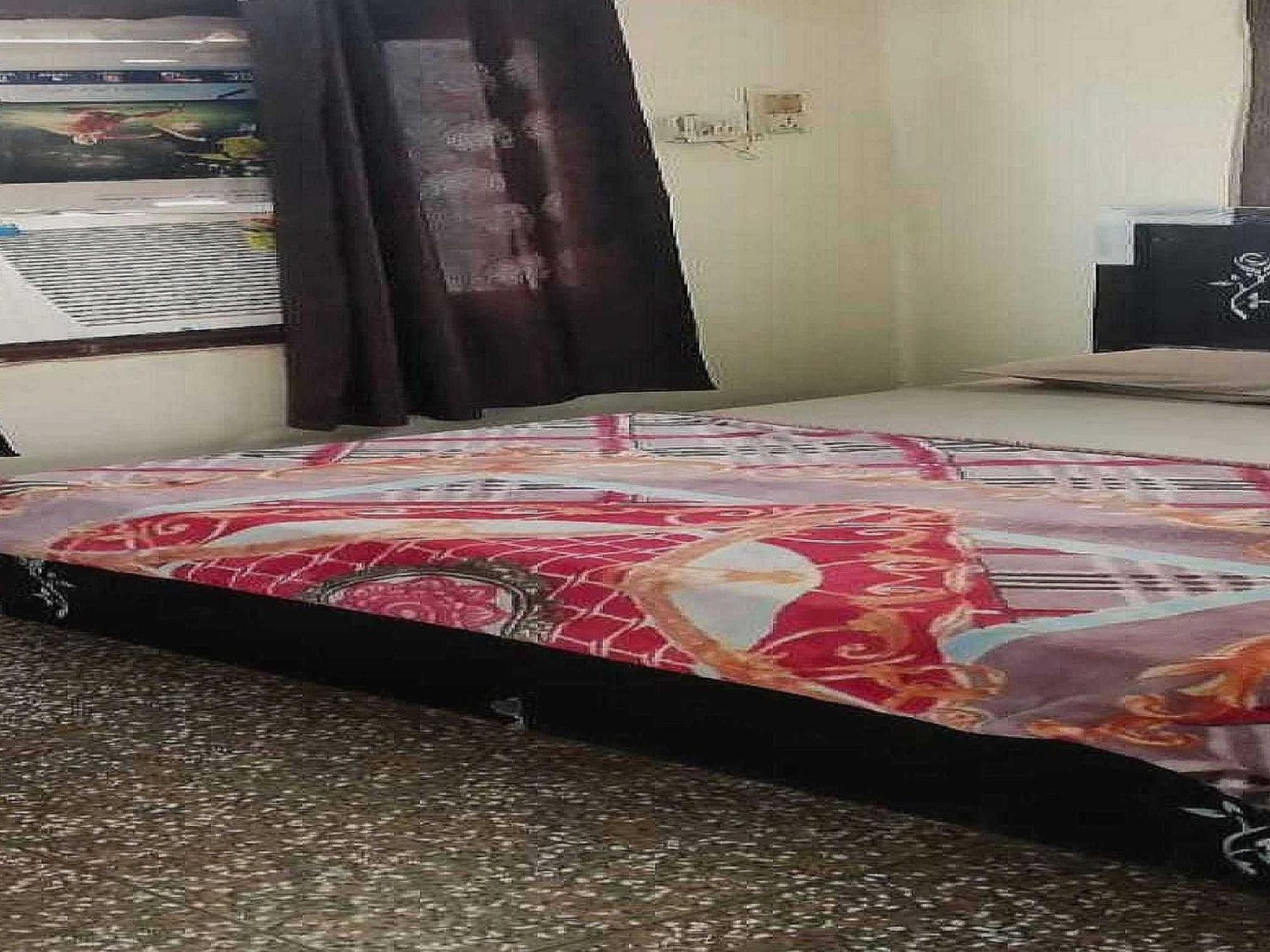 Hotel O G Hotel Happy Home Alīgarh Esterno foto